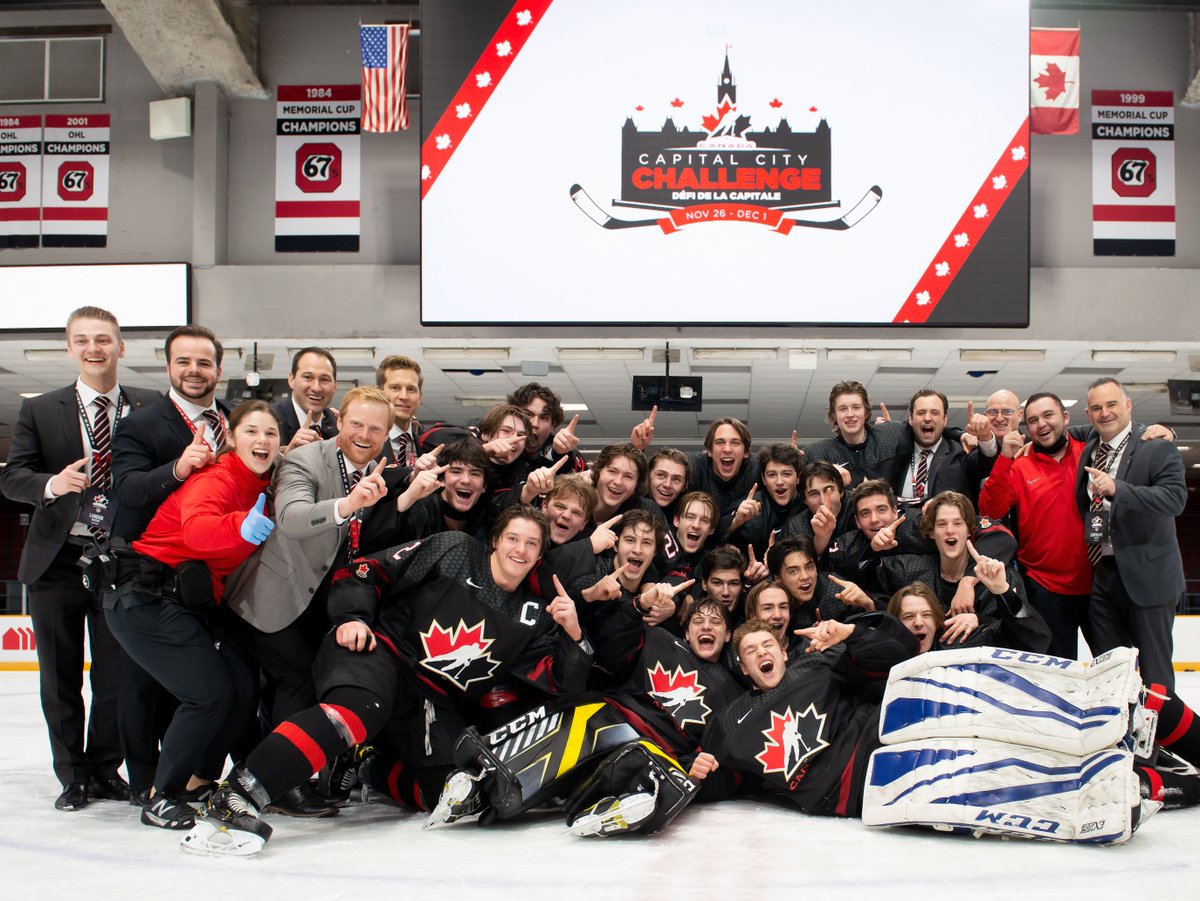 HockeyCanada's tweet photo. Your #CapitalCityChallenge champs, 🇨🇦⚫️!

#OurGameIsBack https://t.co/6zoHcrs6BC