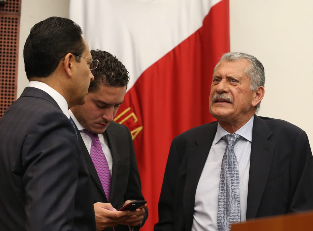 RoCastanedaC's tweet photo. Solo te nos adelantaste, pero tus enseñanzas y tu legado siempre va a estar entre nosotros !!! Gracias por tanto, descansa en paz jefe querido !!! 🙏🙏🙏 @EnriqueJacksonR https://t.co/68aQInW0BH