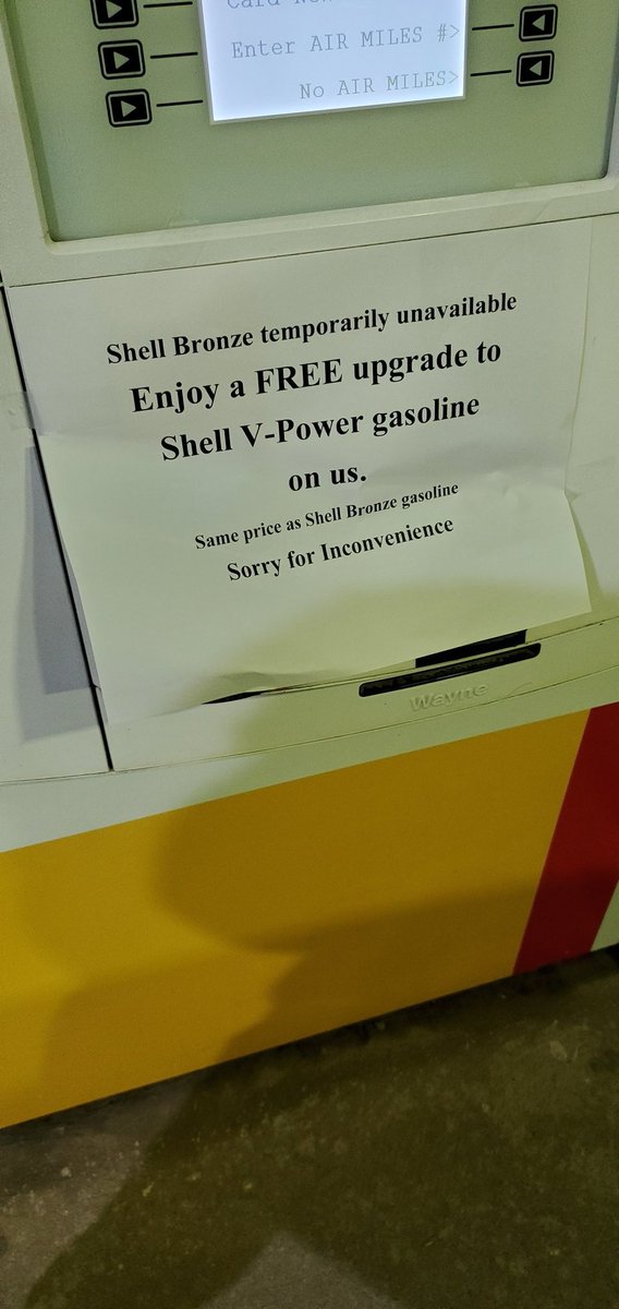 t3chnickel's tweet photo. Anyone needing gas tonight in brampton, Sandalwood and Greatlakes Shell premium gas for the price of bronze (1.30)! https://t.co/ylhGD3fGwJ