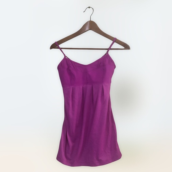 PhxKelly's tweet photo. So good I had to share! Check out all the items I'm loving on @Poshmarkapp #poshmark #fashion #style #shopmycloset #lululemonathletica #lulus #fashionnova: https://t.co/nw8N33Eddi https://t.co/dVpMc05mFg