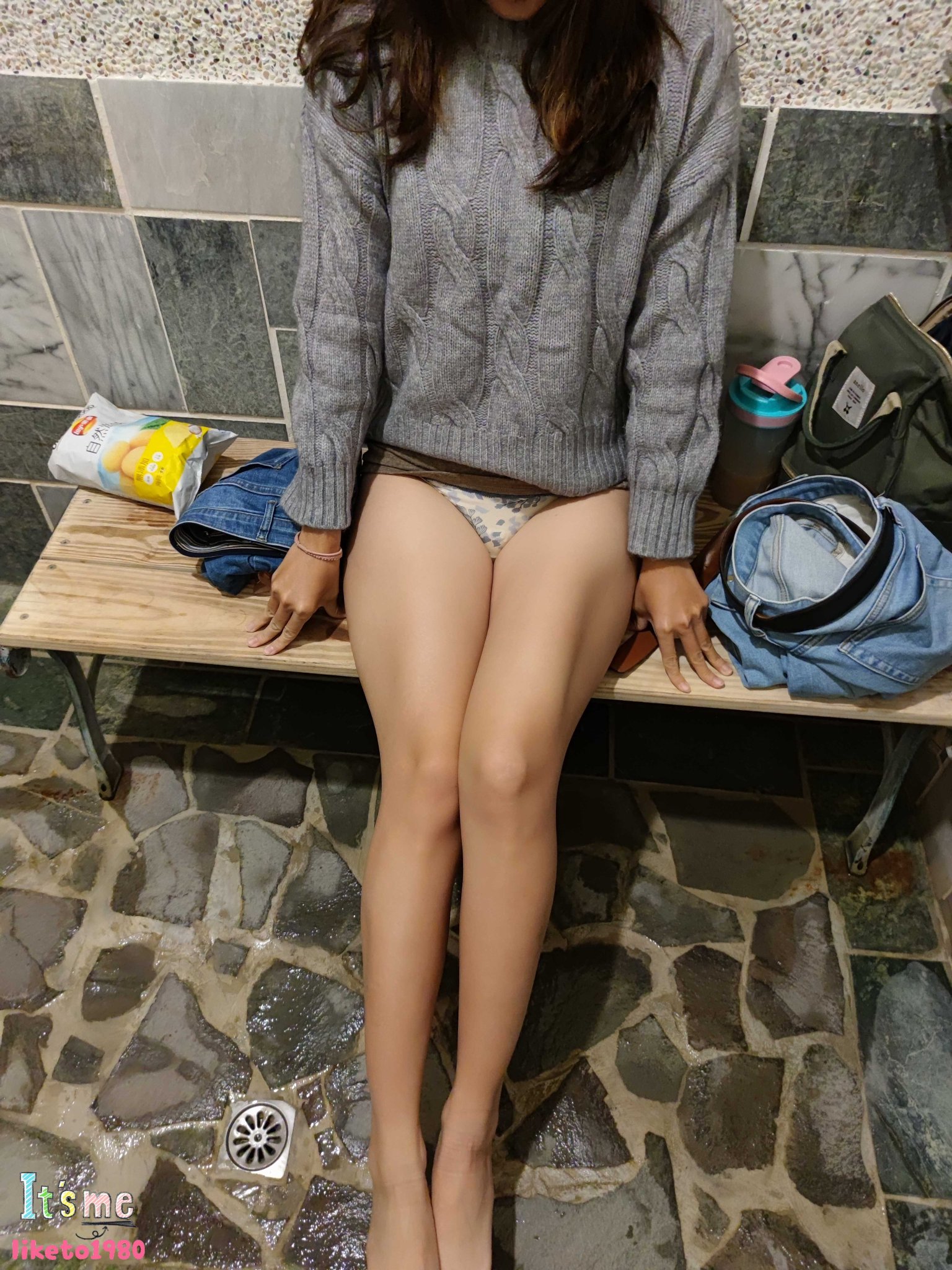 1 pic. 天氣冷~剛好可以泡溫泉!! #徵單女色影師 #Pornhub #Fansone https://t.co/AJIgyVgopv