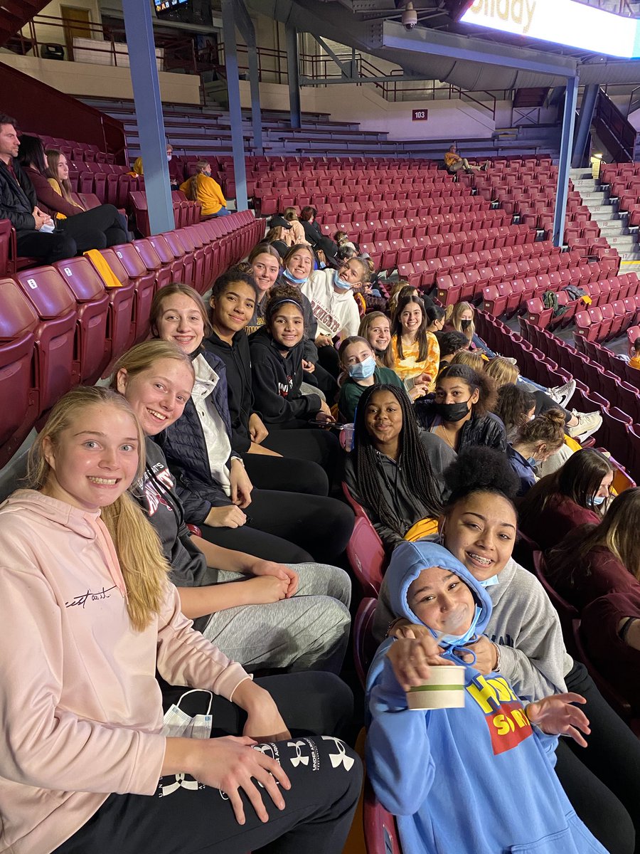 BSMGirlsHoops's tweet photo. Red Knights Cheering on the Gophers! @GopherWBB⁩ @bsmredknights⁩ https://t.co/Eek9DMpkSO