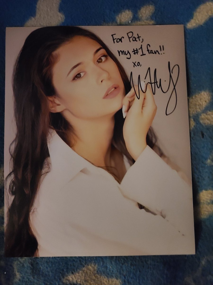 patrick4329's tweet photo. @NicoleAMaines @BookCameo NICOLE IS MY IDOL , THE MOST BEAUTIFUL WOMAN IN THE WORLD 🌎 😍 💕 💖 . YOUR COURAGE IS MY INSPIRATION IN MY LIFE 🙃🙃🙃 , THANK YOU AGAIN FOR MY AUTOGRAPH PICTURE  , YOUR NUMBER # 1 FAN WHO LOVES YOU SINCERELY  , PAT 😎 XOXO https://t.co/6eqdOmDc2M