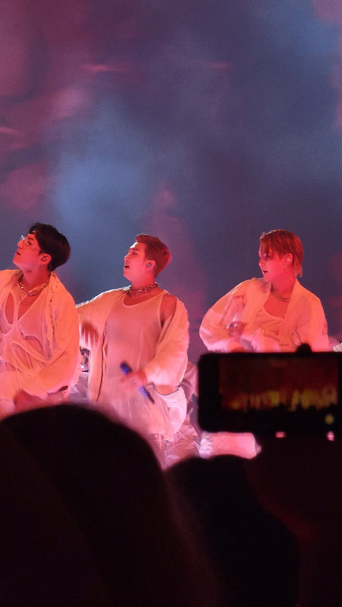 jikoostyle's tweet photo. this is triple kill https://t.co/ZVWwCNFrcm