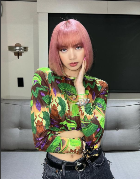 natalyvg27's tweet photo. #MAMAVOTE #lisa
My bae deserves the best!!! 
love you Lalisa!!! 
@BLACKPINK https://t.co/Py25DCeIZ0