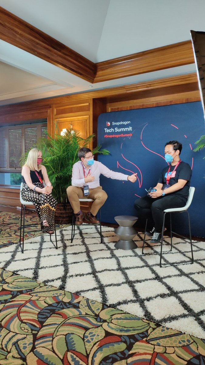 This last session is all about audio - tech content creator, songwriter, and #Snapdragon Insider @WisnuKumoro is talking all things sound with Voice & Music Product Marketer @AudioSarah and VP & GM of Voice & Music James Chapman.