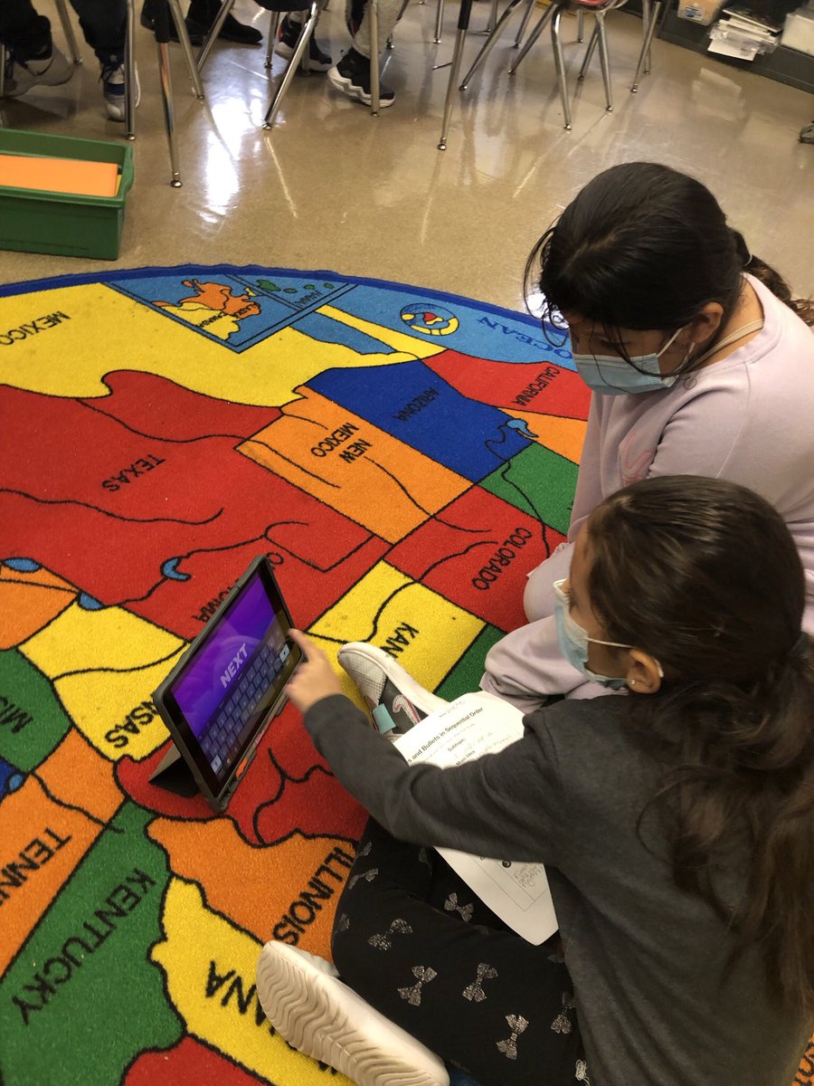BeaMaldo310's tweet photo. How do you get students excited about writing ✍️ You give them the space and tools to be youtubers with Clips! @HiawathaSchool #Huskies #3rdgraderocks #ElementsofLearning @DominicPettine @JodiMeyer21 @Mr_JGonzalez @samshuman24 @maryhavis @leahod @TheresaAdelphia @BilingualCDiaz https://t.co/hH9a26cd7f
