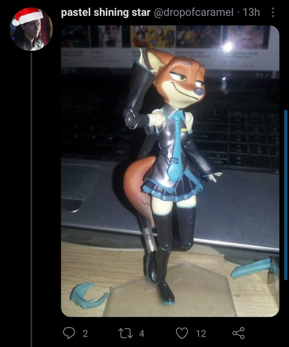 uttwt's tweet photo. i want that figurine -🍒 https://t.co/d8RL0YXmWO