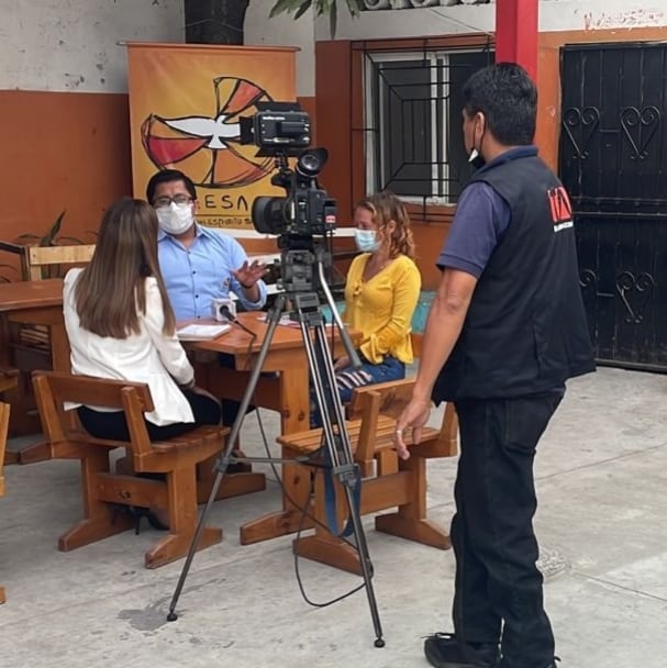 danielquindec's tweet photo. #RESARefugio

https://t.co/gc94WycTdA

Caso Génesis Paola. Reportaje @MechePesantes @InclusionEc @DASEAlcaldiaGye @masusanar @EstebanBernalB @VeronicaCandoB @CynthiaViteri6 https://t.co/HrQWux9Xsj