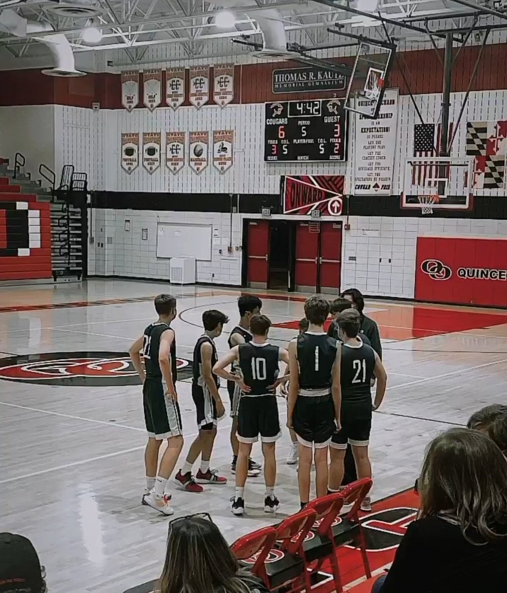 MeetMeOnDaBench's tweet photo. Appreciate @qocougarsbball for the work tonight.. great scrimmage for our JV/Varsity teams. Always a pleasure to see my #RedArmy family.

Wish you’ll the best of luck this season 🏀

#CULTUREmatters https://t.co/HerOQ189tY