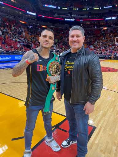 loudibella's tweet photo. The victory tour continues. Thanks for your hospitality to #TeamFerocious, ⁦@MiamiHEAT⁩.  Think Peter Kahn is happy enough!? #boxing #undisputed #Kambosos #Australia #Greece https://t.co/dc0BGWrBAQ