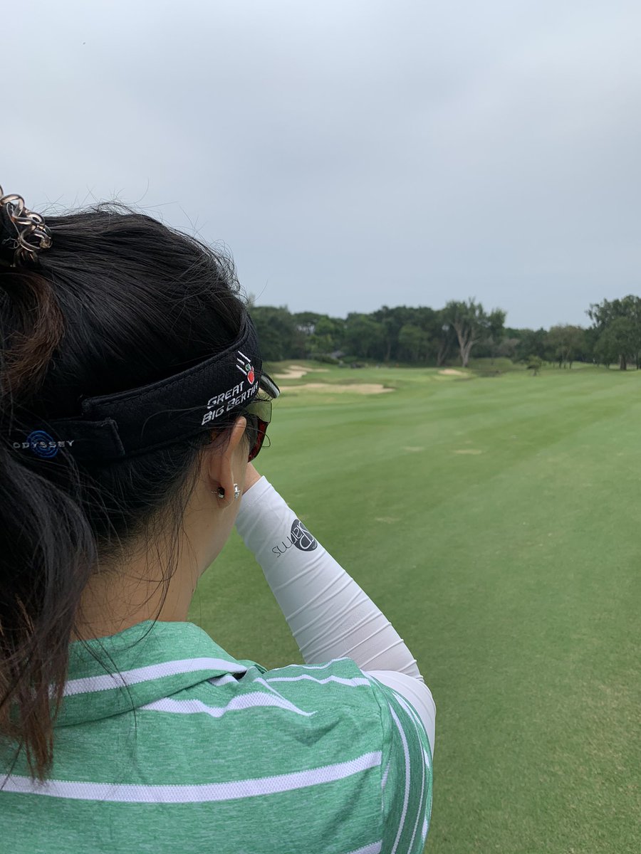 princess_ja's tweet photo. “Gear up, Cheer up, Never Give up” #jachirapatgolf #bodybynat #callawaygolf #sparms #greenwavegolf #springfieldroyalcc https://t.co/tkhehaU2oF