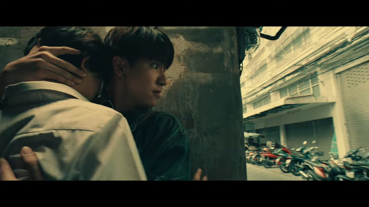 BLWorldReport's tweet photo. [#BLWorld Update]

Something to look forward in 2022...
#TellTheWorldILoveYou official trailer is out now on yt. Starring #PerthTanapon &amp; #BasSuradej. Premieres on January 27, 2022.

#BLWorldReport #Trailerบอกโลกฯ #บอกโลกให้รู้ว่ากูรักมึง #KDPPE #บาสเด็กอ้วนที่แท้จริง #bbasjtr https://t.co/dectWOuhFI