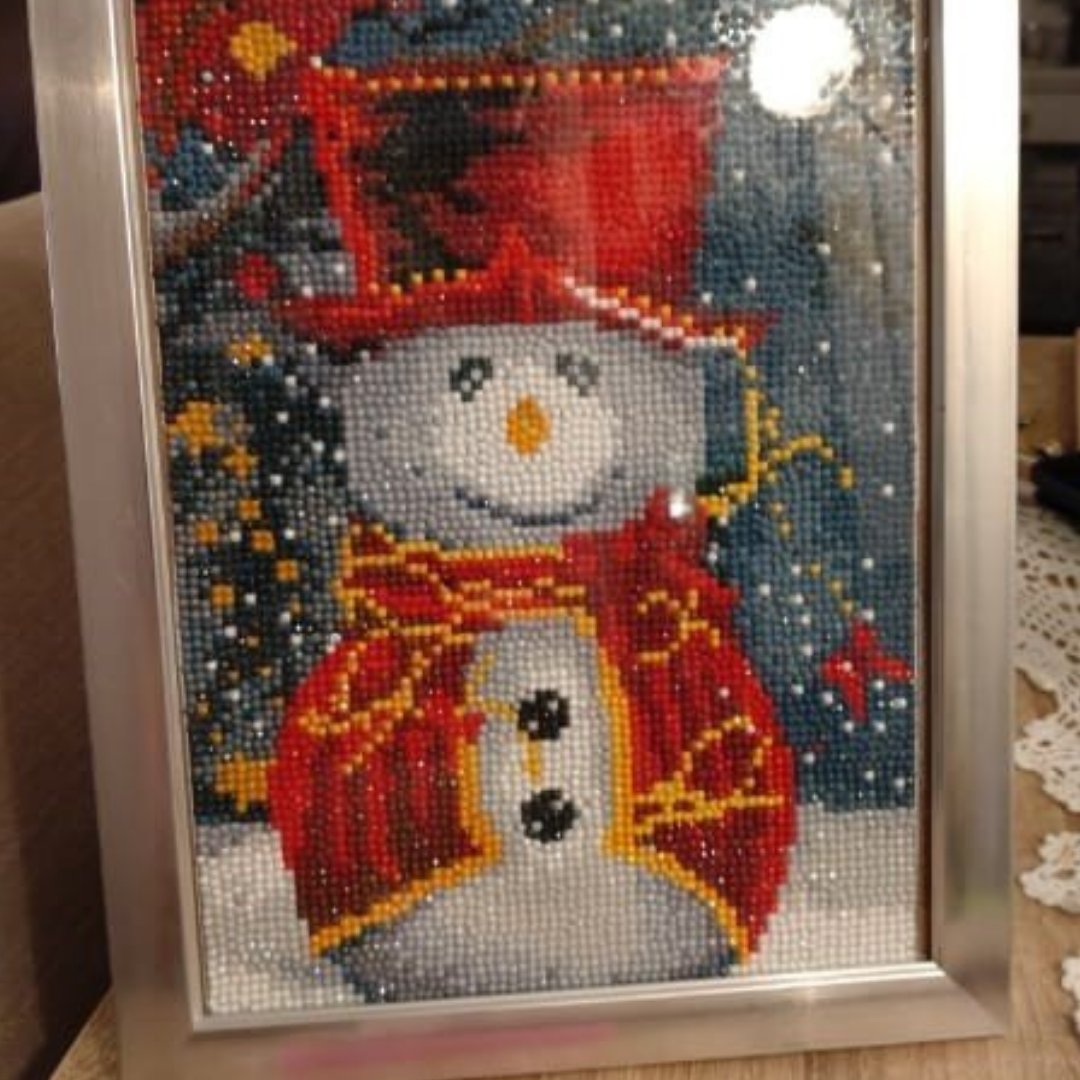 Who woke up to snow this morning?

One of our talented learners sent us a photo of some diamond art she did as part of her relaxation time and we thought it was so fitting with the weather today☃️