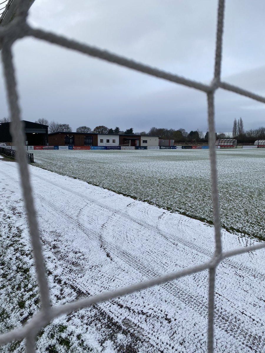 LincolnCity_FC's tweet photo. ‘Tis the season ❄️ https://t.co/ZNdXlC7nXM