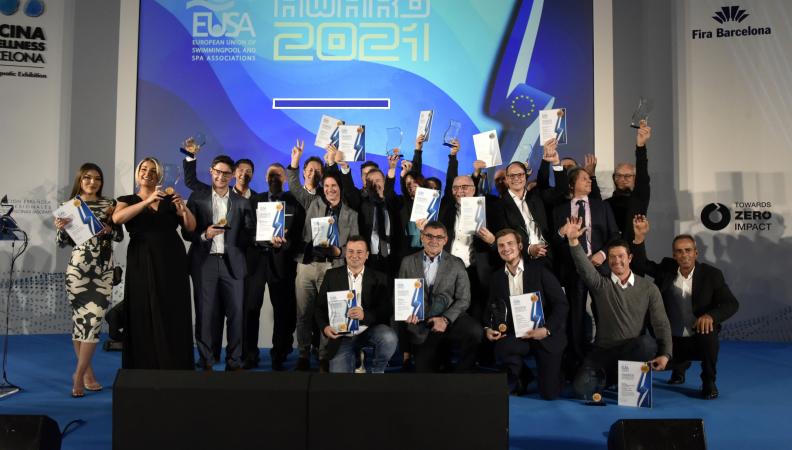 asofap_piscinas's tweet photo. 🏆 Tres de nuestros asociados fueron galardonados en los #EUSAAwards2021, celebrados el pasado 29 de noviembre en el marco del Salón @PiscinaWellness.
Nuestra más sincera enhorabuena a #AquaviaSpa, #PoolAesthetics y #Construma 👏.
https://t.co/zPJzK4LHCS https://t.co/oaHnLlvIdz