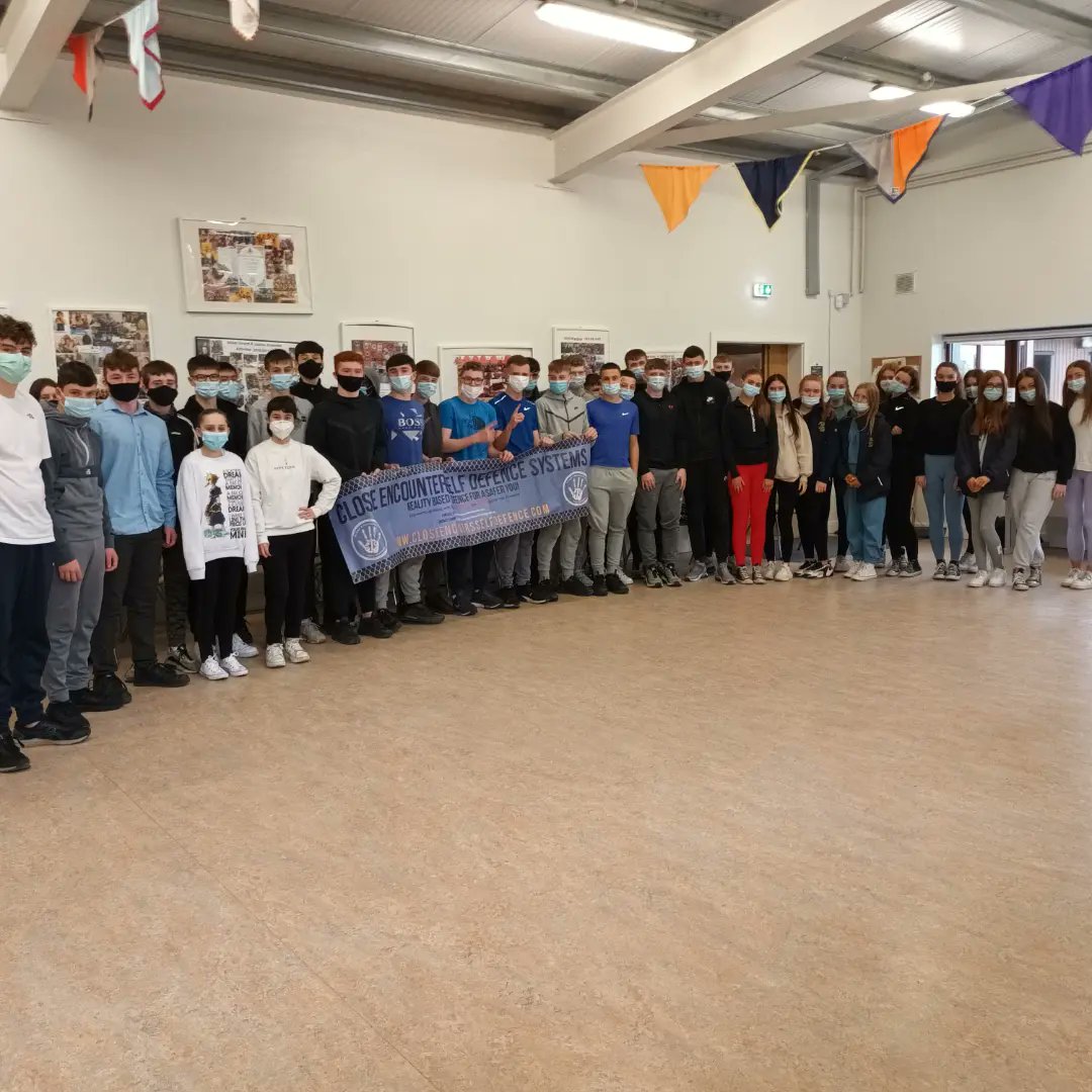 eamonncoleman4's tweet photo. @PortmarnockCS 
Selfdefence  workshop  with this years TYs   well done guys👏👏  "stay safe" https://t.co/1D0xIsLlWV