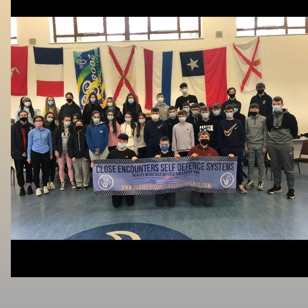 eamonncoleman4's tweet photo. @PortmarnockCS 
Selfdefence  workshop  with this years TYs   well done guys👏👏  "stay safe" https://t.co/1D0xIsLlWV