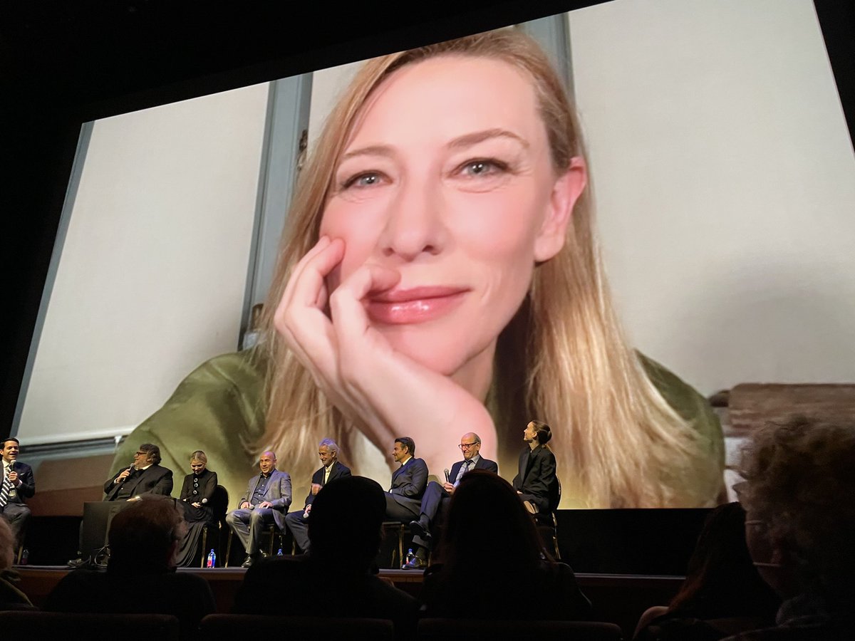 cateandrooney's tweet photo. In a room full of art,
I'd still stare at you.
In a room full of people,
I'd still search for you. ❤✨
 #cateandrooney #eternal #cateblanchett #rooneymara #caterooneyforever #shipperforlife #loveislove https://t.co/Tt5XhAjqPf