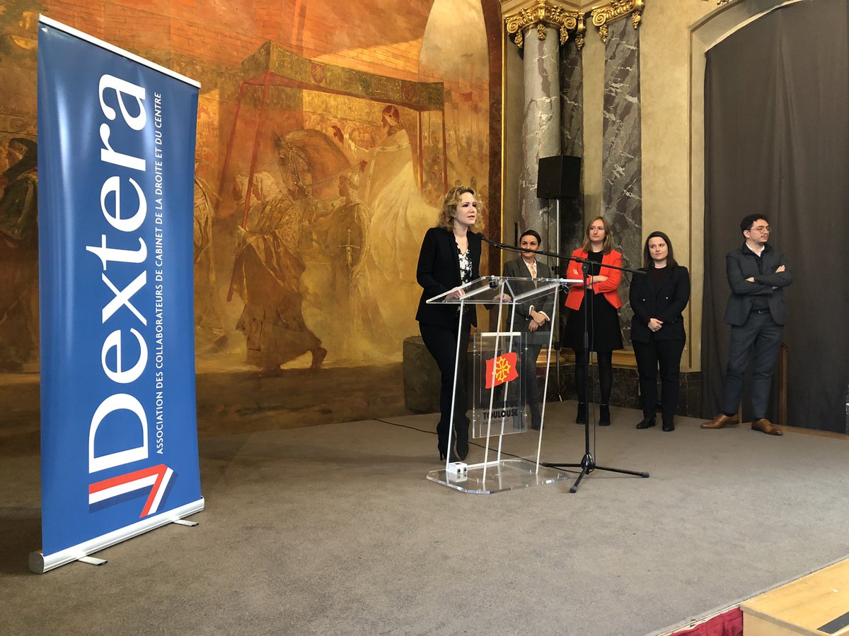 PM_DUFRAISSE's tweet photo. Et c’est parti pour un #DexteraTourOccitanie à #Toulouse Merci à tous pour votre mobilisation Un programme chargé qui débute avec un accueil républicain de notre Présidente @LudivineAnne et de l’Adjointe au Maire @MartySouhayla Merci @jlmoudenc et @Aimer_Toulouse 🙏 @DEXTERA15 https://t.co/rfkbwZ5j1N