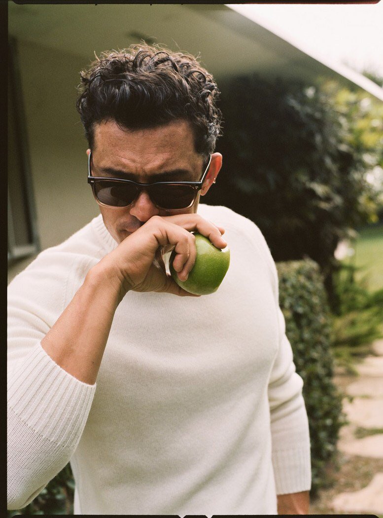 art8amby's tweet photo. art8ambyexclusive - #editorial with #OrlandoBloom by #GrahamDunn at #AtelierManagement in #Esquire, styling by #JohnColver. Art direction #SonjaGeorgevich. Fashion direction #LaurenIngram. Grooming #SoniaLee, production #KevinKushner and #JeremyThomas #art8amby #art8ambyeditorial https://t.co/V0kfHLm27O
