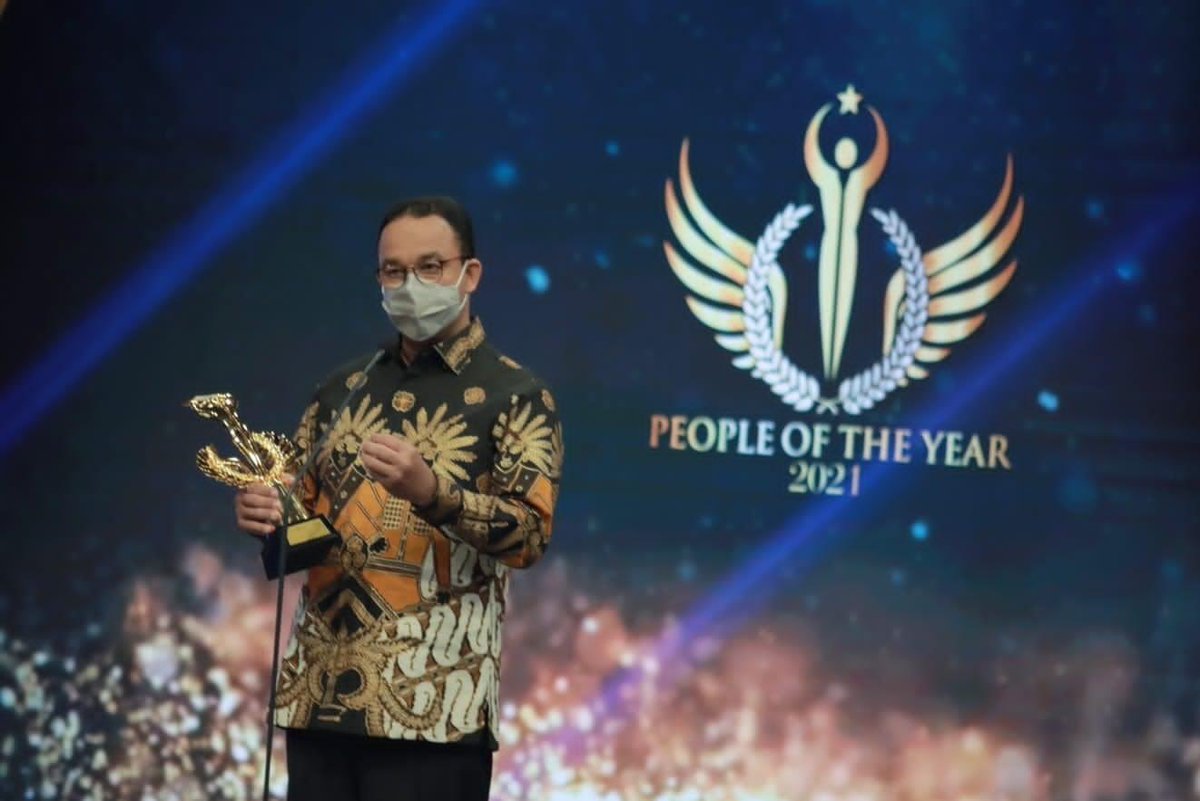 Alhamdulillah, menerima penghargaan Best Governor for Inclusive Economic Growth pada malam penghargaan People of The Year 2021 Metro TV.

Penghargaan ini sesungguhnya untuk seluruh warga Jakarta yang telah bekerja bersama selama masa pandemi ini.

facebook.com/10004419080090…