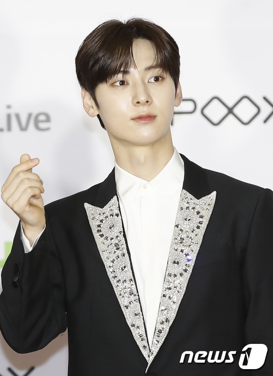 theseoulstory's tweet photo. [#2021AAA] 🏆Congratulations to Hwang Min Hyun for winning the Potential Award (Actor category) today at 2021 Asia Artists Awards!🎉 https://t.co/po1yTs6FLP
