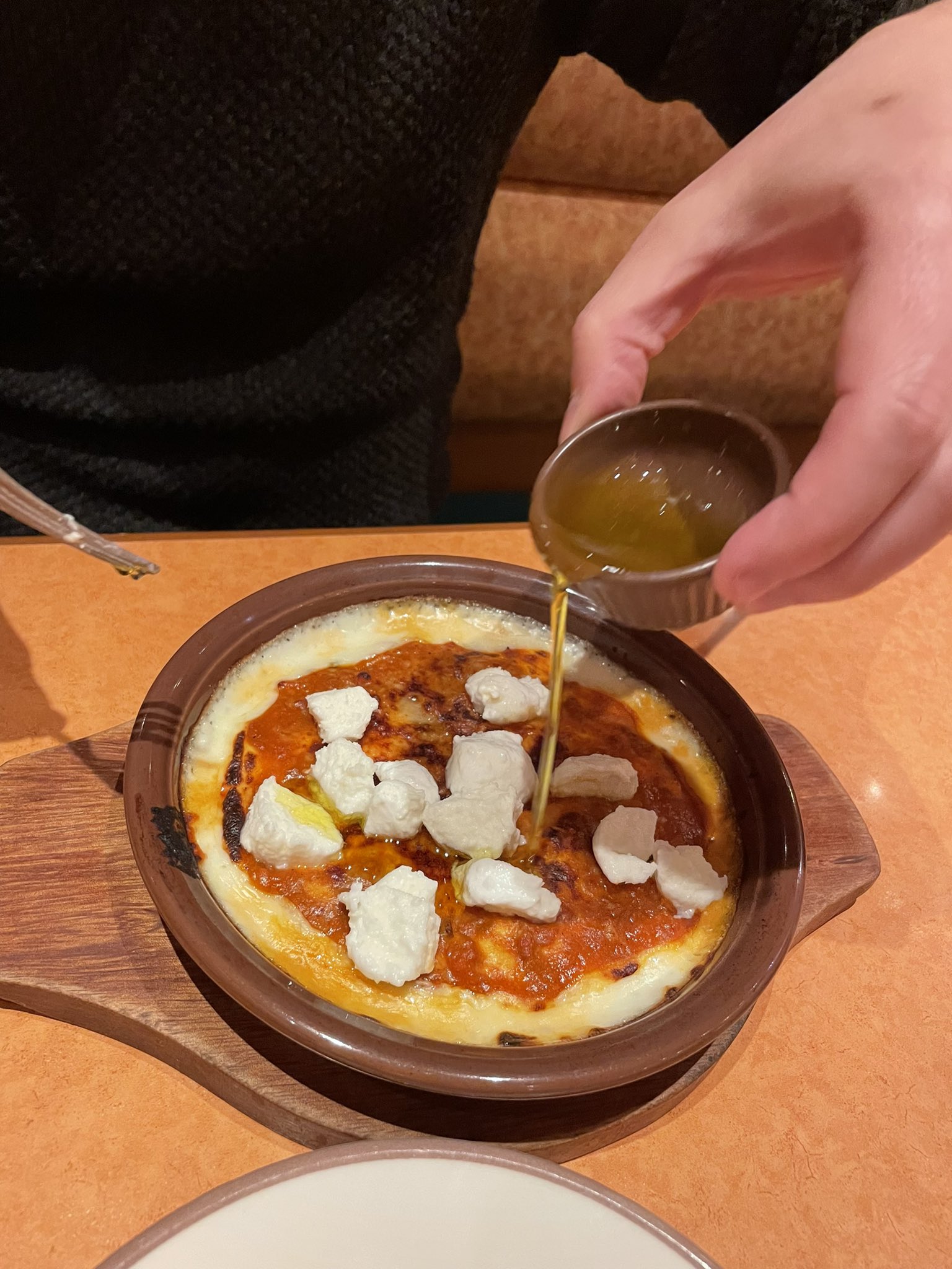 バッファローモッツァレラとシチリア産海塩入りオリーブオイルをプラス ミラノ風ドリアの美味しいアレンジ法が話題 話題の画像プラス