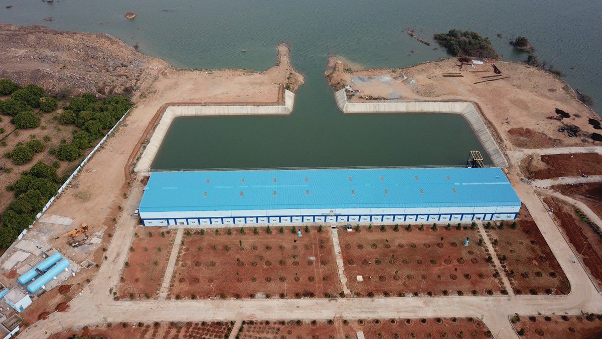 mb_telangana's tweet photo. River’s were the reason for many civilizations to prosper since ages. And they have a prominence in Hindu mythology as well.

Through #MissionBhagiratha waters from Godavari and Krishna rivers reach every household in Telangana.Put them to good use
@SmitaSabharwal @DayakarRao2019 https://t.co/pWrFUHCPh1
