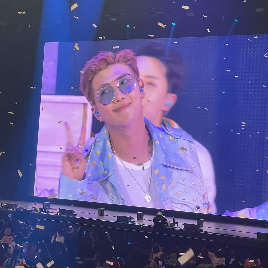 btsconcerthrs's tweet photo. https://t.co/RAEHL3r5k9
