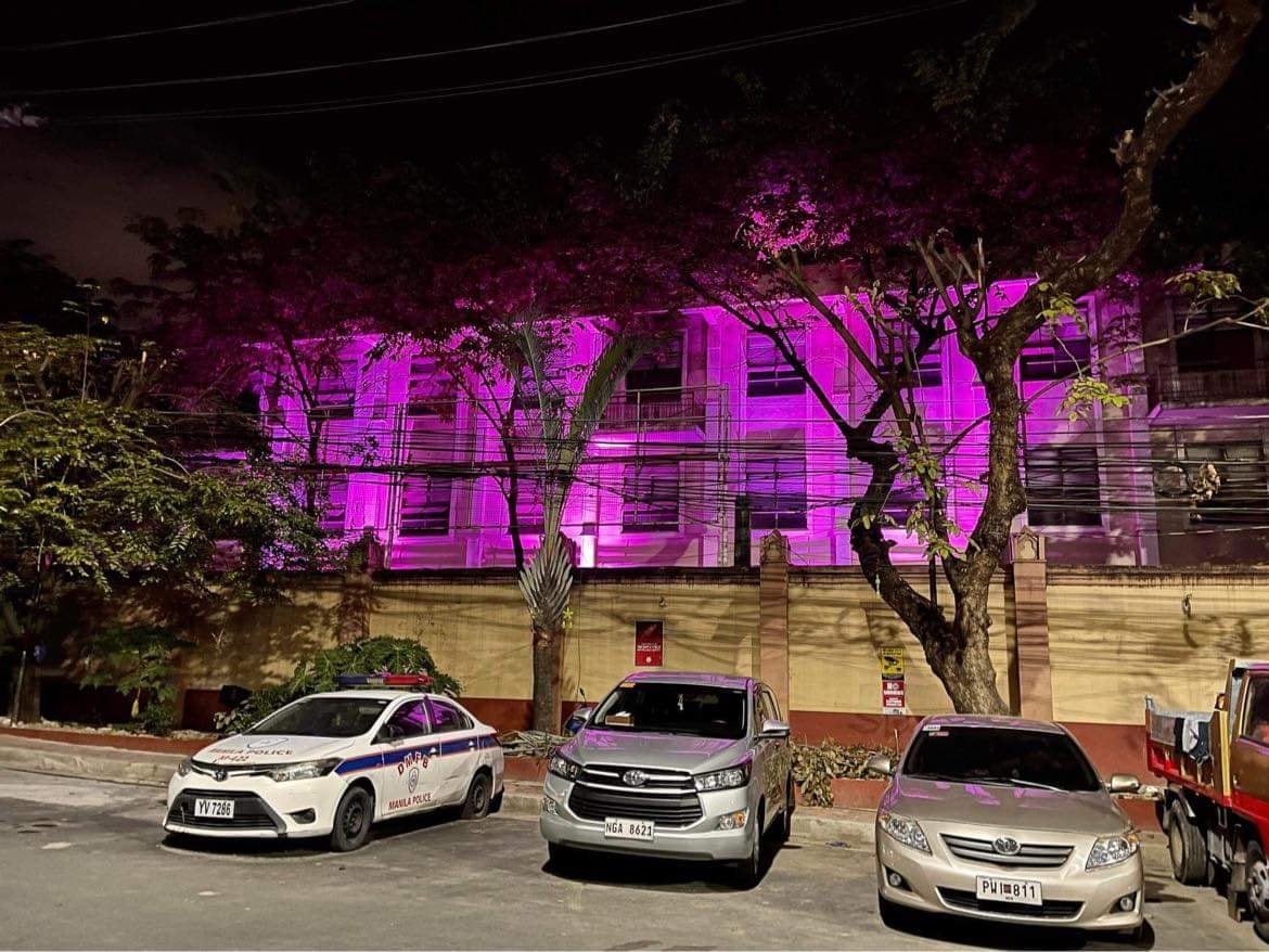 inquirerdotnet's tweet photo. LOOK: San Beda University is the latest school on Wednesday to light up in pink in a show of support for the presidential bid of Vice President Leni Robredo.

📸 Fr. Red Manila https://t.co/EfATincgQr