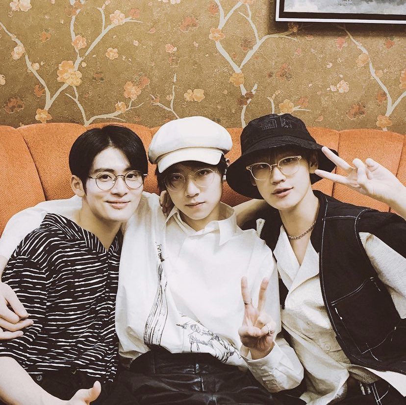 IN2thestar's tweet photo. 🤏🏻 https://t.co/yfGe9tssf4