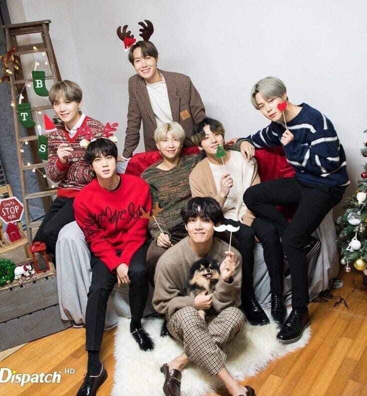 YuYu76240002's tweet photo. Request To BTS Staff,
Let me request you something, bts staff. Be kind to seven people. Take care Please be warm. The lives of seven of them are not perfect. Because they do not have to live with parents. They have no personal life. They have no right to express their desires. https://t.co/TVULaR1jXx