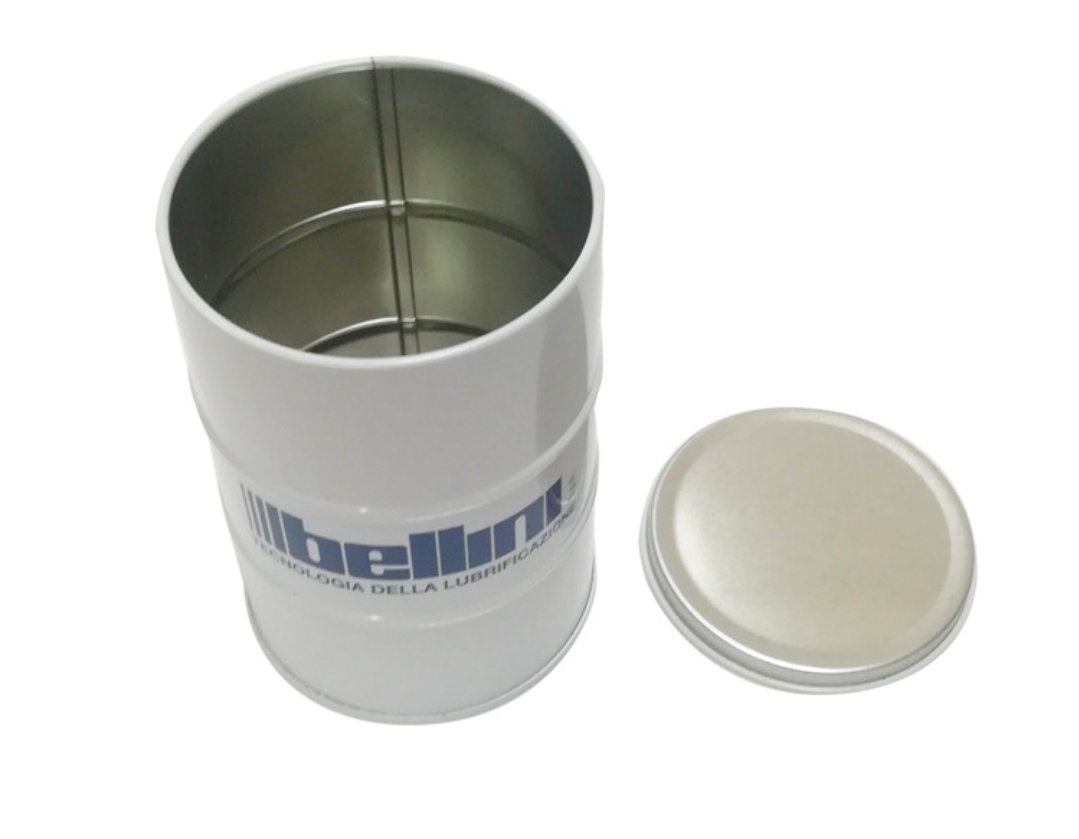 Small tin can used fot gift