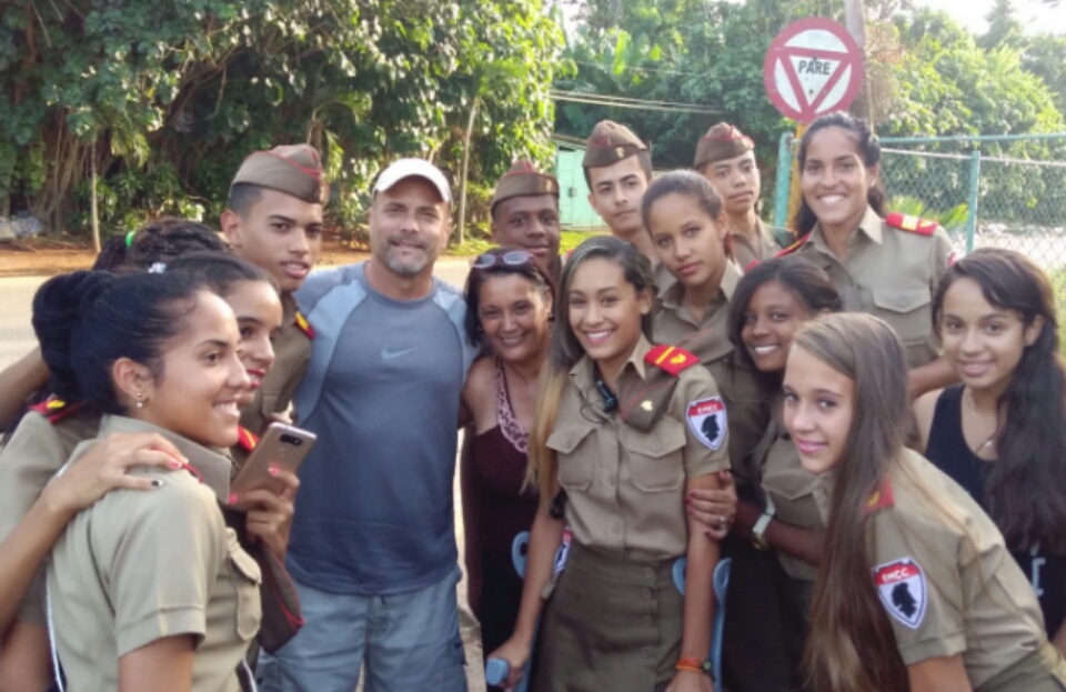 GHNordelo5's tweet photo. ¡Muchas felicidades a los combatientes de nuestras gloriosas Fuerzas Armadas Revolucionarias! #FAR #PuebloUniformado #CubaVive #Cuba #CDRCuba #SomosDelBarrio #2DeDiciembre https://t.co/tmp3BtIUaB