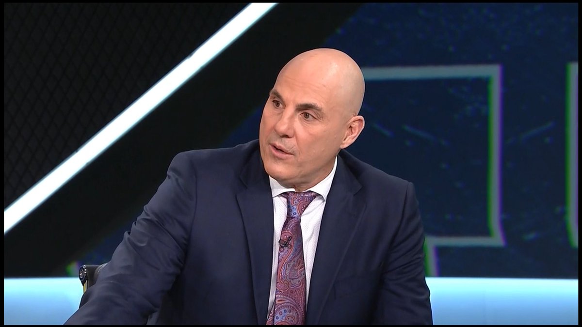 _iceties's tweet image. We…uh…need someone to talk to @RealRocket22 about this knot. We’d totally do it, but our hands our full.