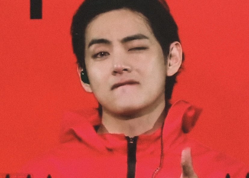 taeteland's tweet photo. we love you, kim taehyung https://t.co/1Iwm4MJ1oF