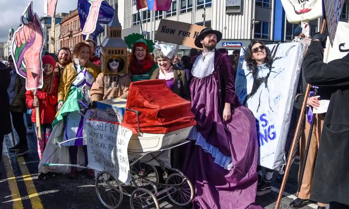 mixdevil66's tweet image. Northern Ireland art group #ArrayCollective wins 2021 #TurnerPrize. Belfast-based artists respond to issues such as abortion, queer liberation, gay rights and mental health  theguardian.com/artanddesign/2…