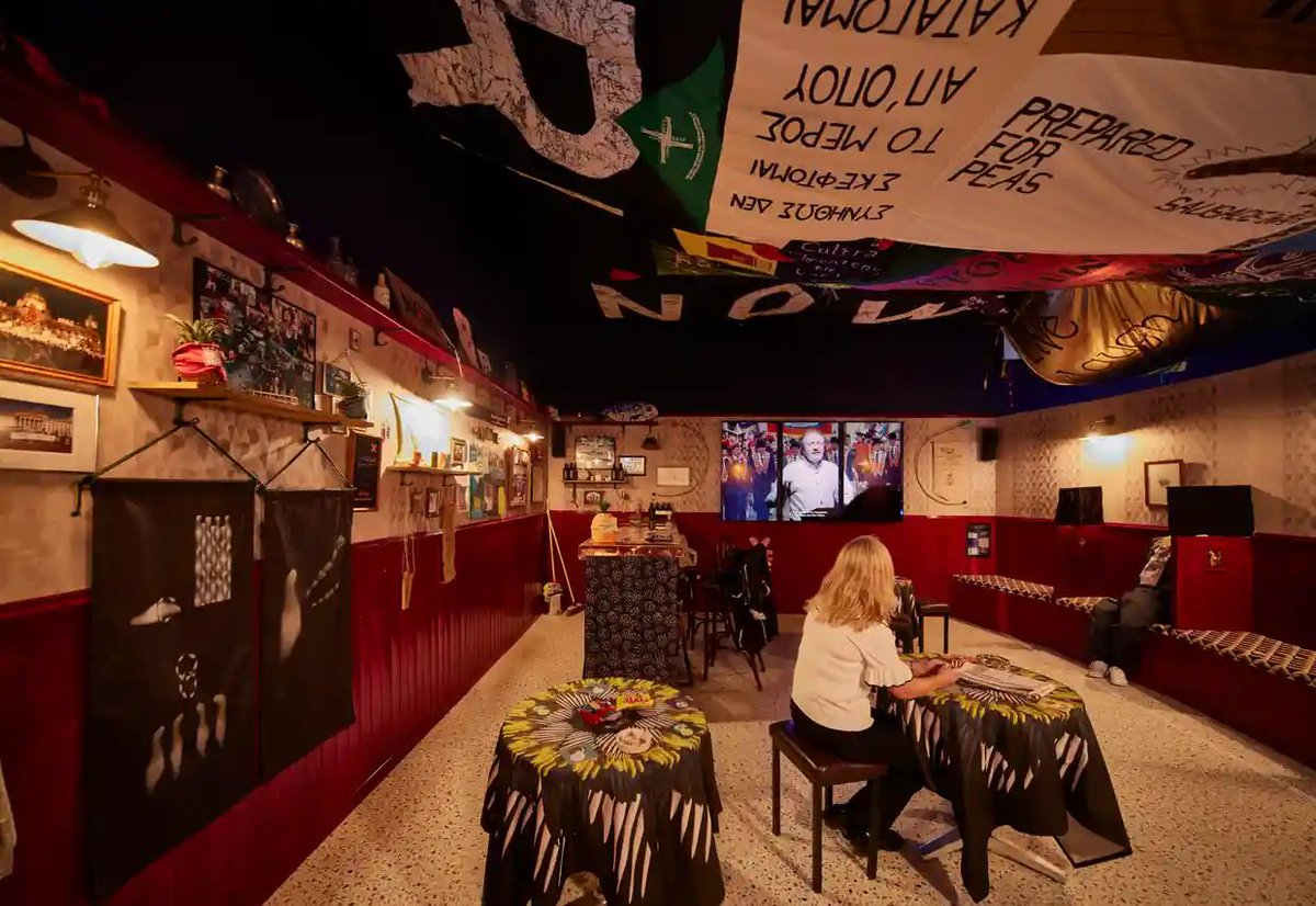 mixdevil66's tweet image. Northern Ireland art group #ArrayCollective wins 2021 #TurnerPrize. Belfast-based artists respond to issues such as abortion, queer liberation, gay rights and mental health  theguardian.com/artanddesign/2…