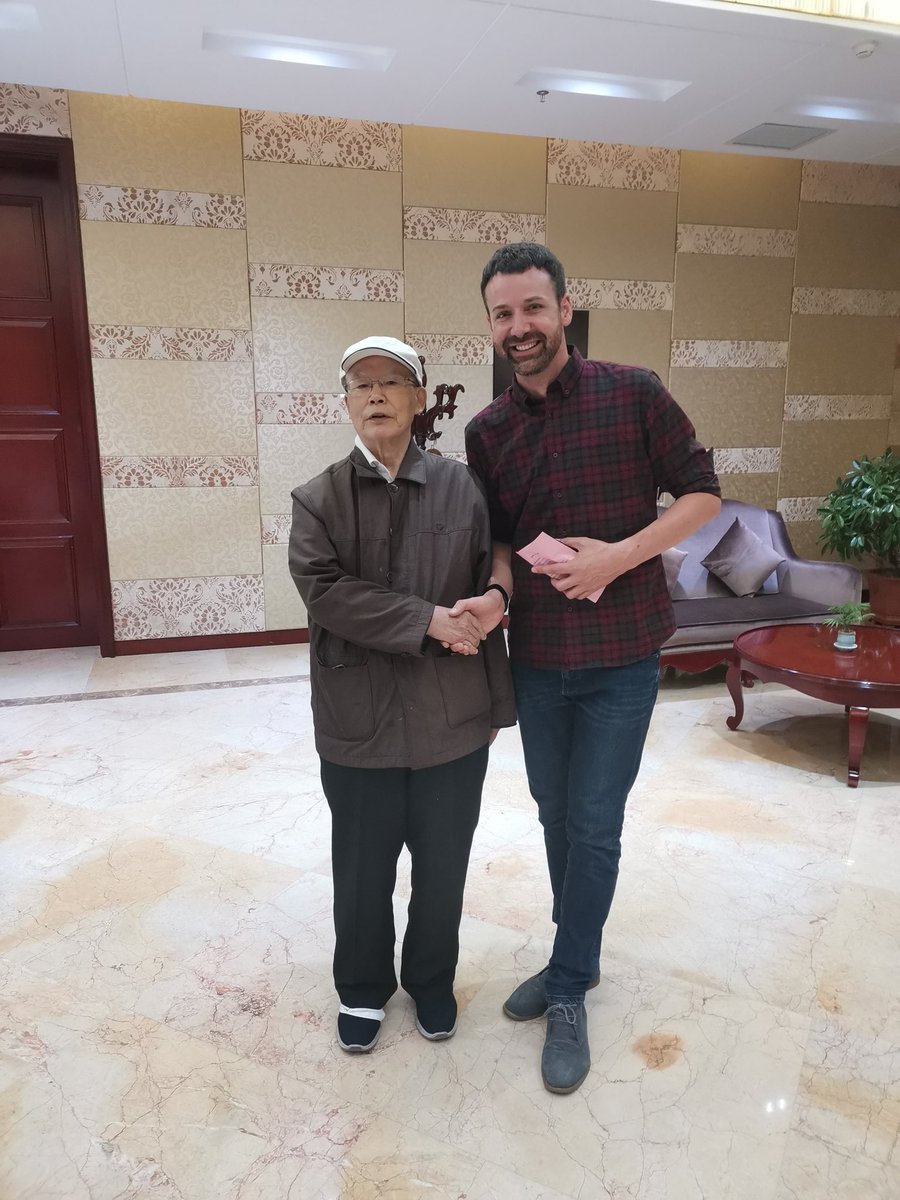 AndyBxxx's tweet photo. Happy birthday my fellow Kiwi, the great internationalist #RewiAlley, born this day in 1897. Rewi did so much for China, too much to mention here. I am pictured with his 3rd son, 聂广涛, who I was honored to visit Shandan, Gansu (where Rewi was most happy) with earlier this year. https://t.co/pN69TfSwpU