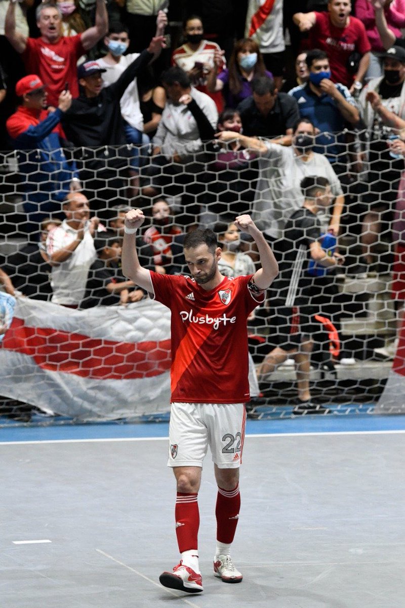 CARPolidep's tweet photo. #Futsal ⚽️ Triunfazo de River 

✅ En el primer partido de las semi River derrotó 2-1 a Atlanta. 

⚽️ Lucas Leicher y Gianluca Legal.

📆 El domingo se juega la vuelta.

📷 river club https://t.co/V1VbPG4JnN