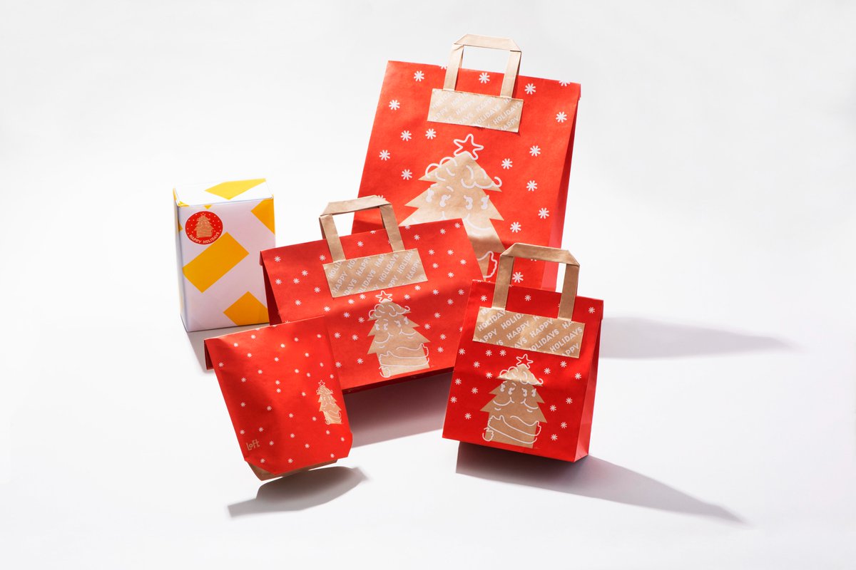 ロフト公式 S Tweet クリスマスプレゼントに 12月に入り ロフトではクリスマス限定の有料ギフトラッピングがスタート 今年は ラッピング袋と手提げ袋を一体型させたペーパーバッグを中心にラインナップ 過剰包装削減 スマートなラッピングを意識しました