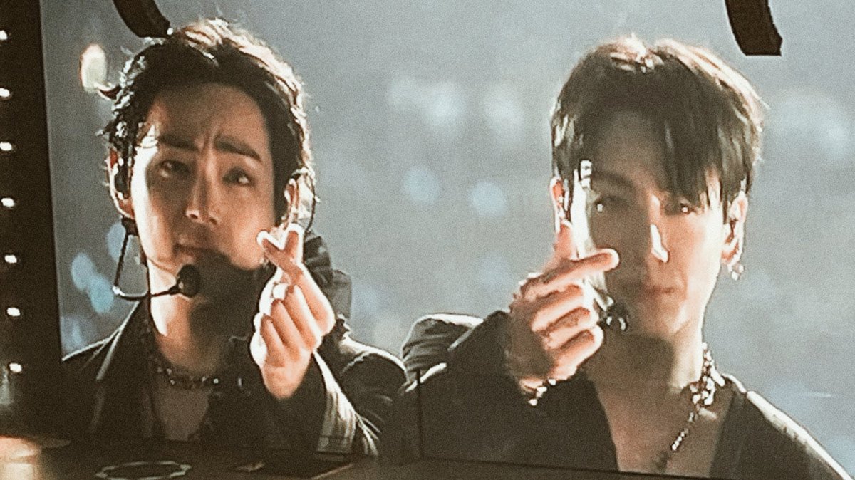 sweetsoftae's tweet photo. no words https://t.co/sX6zqeZoki