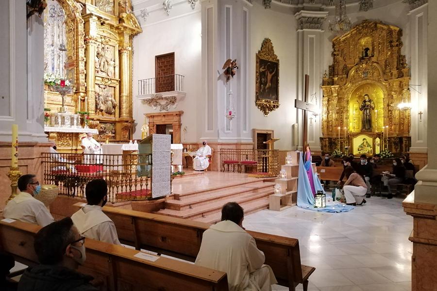 DiocesisMalaga's tweet photo. Se acerca la Vigilia de la #Inmaculada en la ciudad y en los arciprestazgos. Organizada por @JuventudDM, este año han elegido como lema "Y María se puso en camino". #modosinodo
⛪️Santuario de la Victoria
📆7 de diciembre
⏰20.30 horas
➡️https://t.co/DEjQ6GK7RG https://t.co/RNYzNYMdsG
