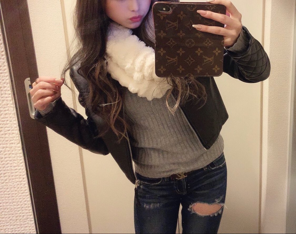 ShanksKara's tweet photo. 本当に会える方なら経験は気にしないので童貞さんでも🙆‍♀️
寒いしホテルデートしましょう！
 #オフぱこ募集 
 #童貞募集 https://t.co/MiCpENlEVc