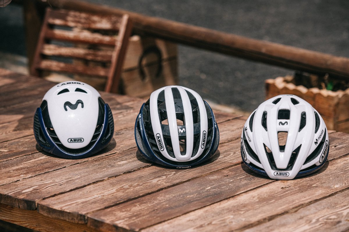 Movistar_Team's tweet photo. ⛑️🔒🇩🇪 ¿Cuál de los cascos @abus_es que usa Movistar Team te gusta más?

👌 #StormChaser (@ImanolErviti)
🔝 #AirBreaker (@muehlberger_94)
💨 #GameChanger (@SergioSamitier)

#abuscycling #performanceprotection #RodamosJuntos

📸 https://t.co/KOsJacU5JG https://t.co/26bHT1uAFf