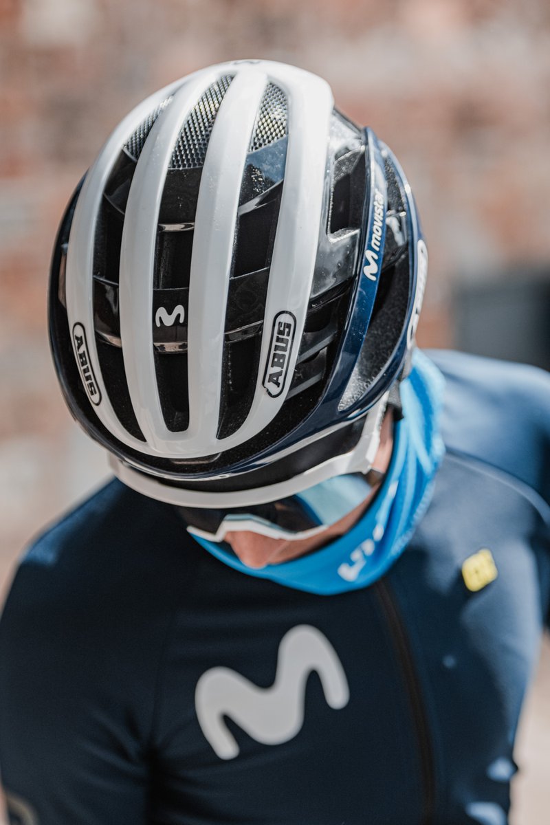 Movistar_Team's tweet photo. ⛑️🔒🇩🇪 ¿Cuál de los cascos @abus_es que usa Movistar Team te gusta más?

👌 #StormChaser (@ImanolErviti)
🔝 #AirBreaker (@muehlberger_94)
💨 #GameChanger (@SergioSamitier)

#abuscycling #performanceprotection #RodamosJuntos

📸 https://t.co/KOsJacU5JG https://t.co/26bHT1uAFf