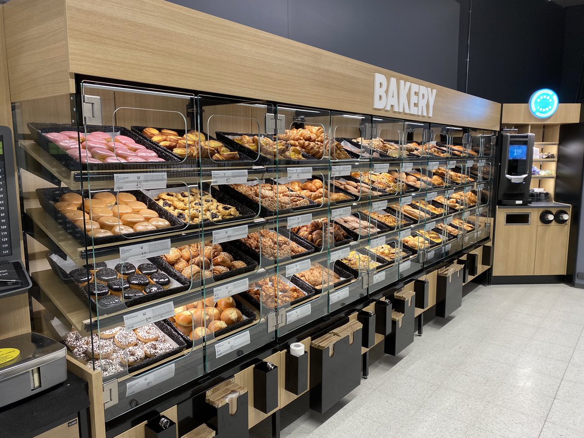 TalsoAri's tweet photo. @HOKElanto S-market remonttikierros on paketissa tämän vuoden osalta. Nyt on valmiina 53 uuden ilmeen myymälää, joista jokaisen valikoimat on räätälöity asiakkaiden toiveiden mukaisiksi. Tänään avausvuorossa S-market Herttoniemi. Palvelemme vuoden jokaisena päivänä 24/7. https://t.co/8NXN5z9Ic8