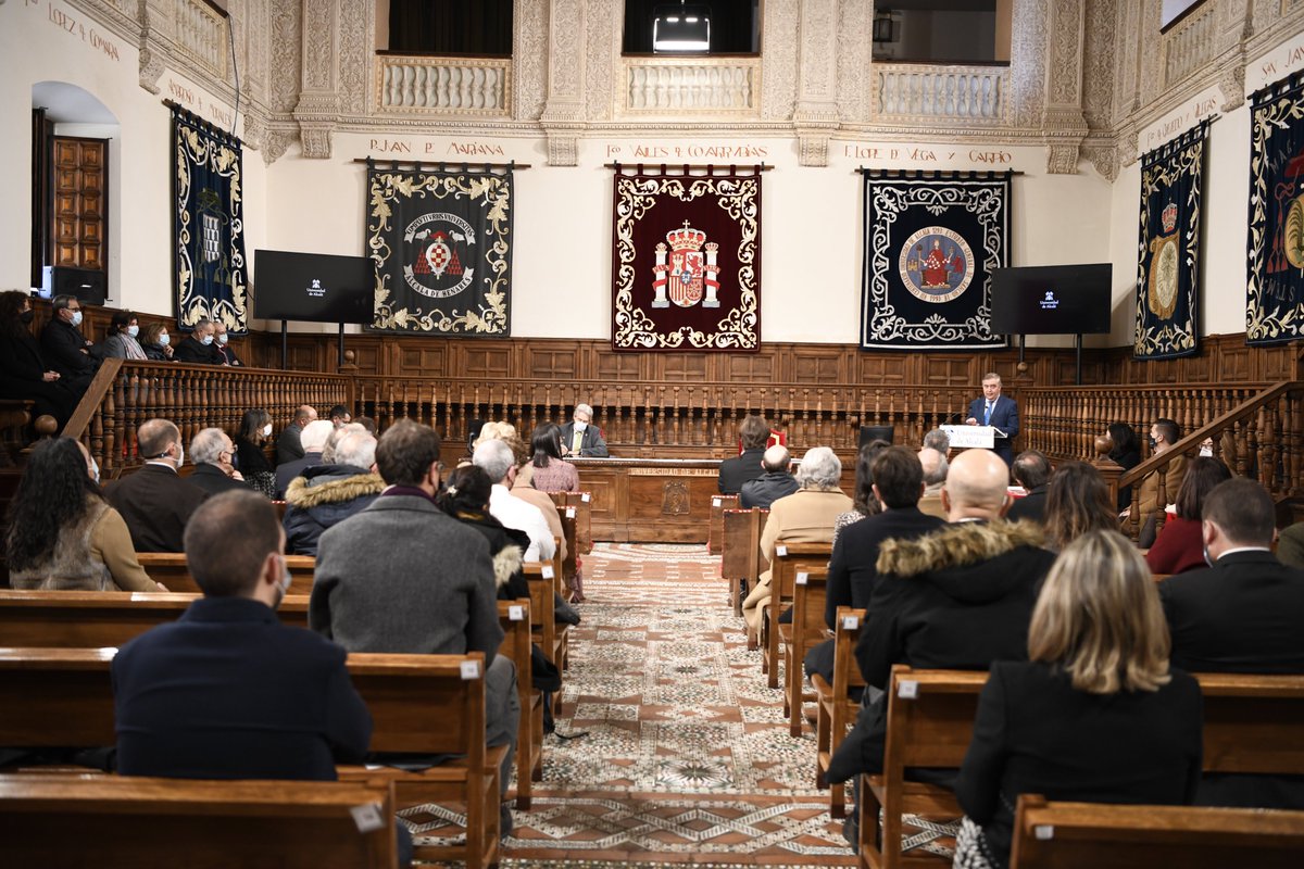 otcUAH's tweet photo. ¡Enhorabuena a todos los premiados! 
"La @UAHes entrega sus Premios de Investigación y Transferencia 2021" 👉https://t.co/6Gby4Kuw7L https://t.co/eFZmibfjEV