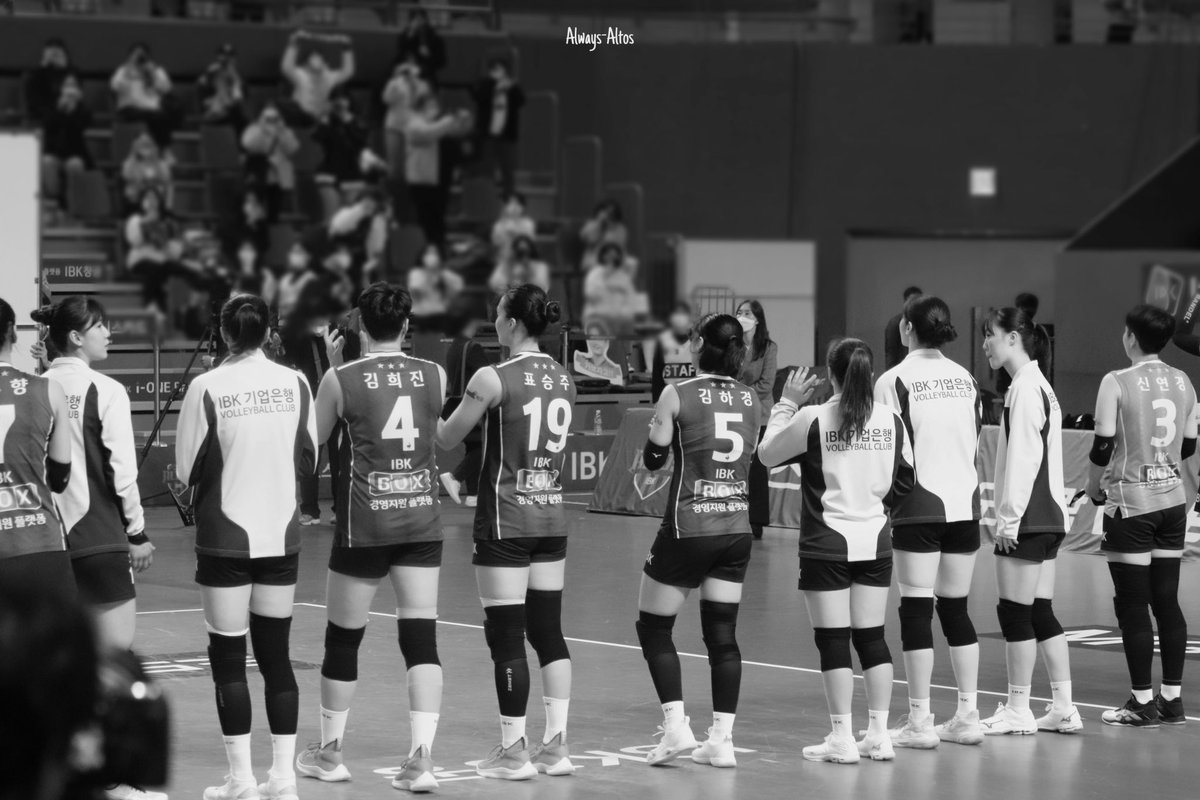 ibk_supp0rt's tweet photo. 오늘 경기도 화이팅💪🔥
우리가 응원할게🙏💙
#AlwaysAltos https://t.co/VOmjrgpwM8
